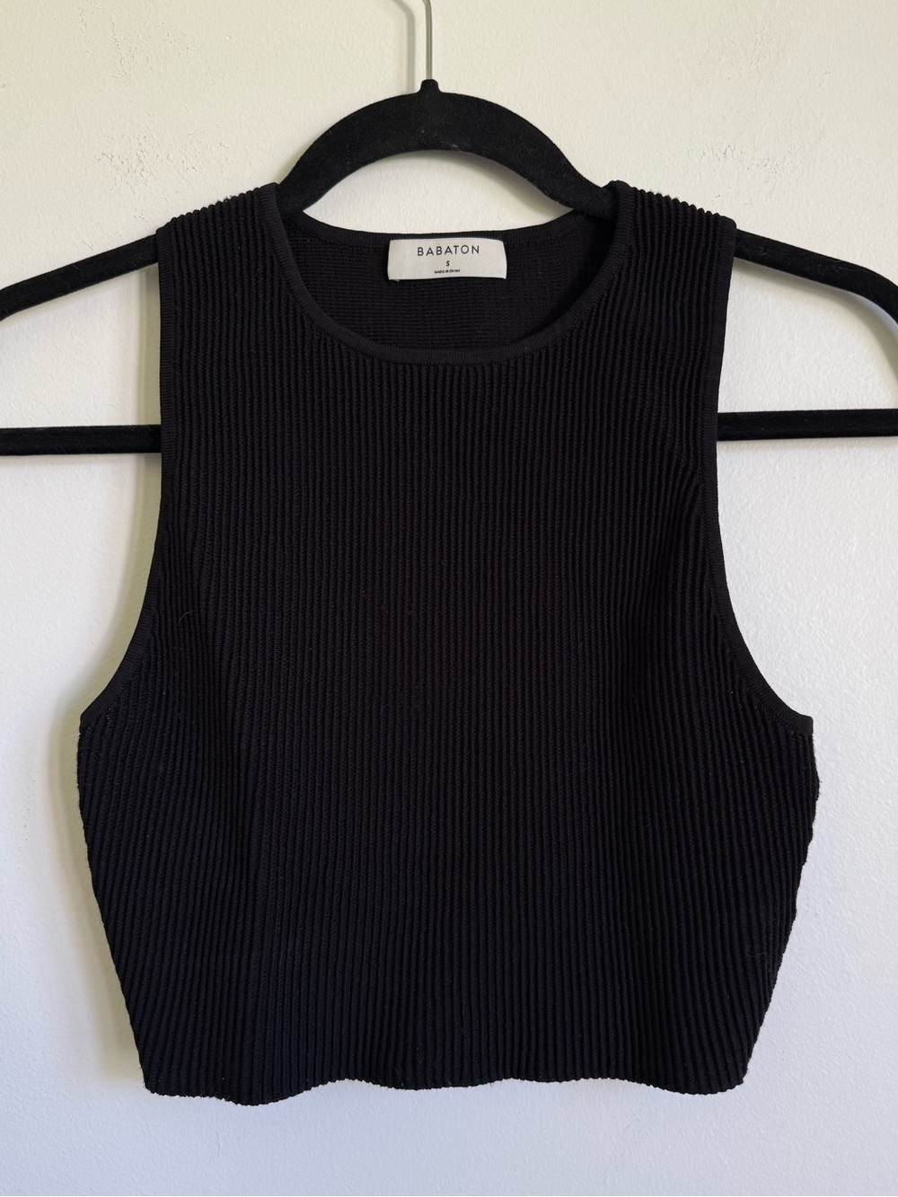Babaton Black Sculpt Knit Ribbed Racerback Highneck Cropped Tank S Small